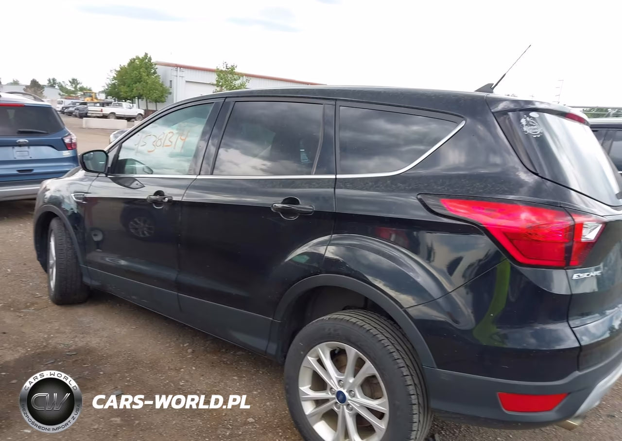 2019 Ford Escape Se VIN:1FMCU9GD4KUB55284 - 14