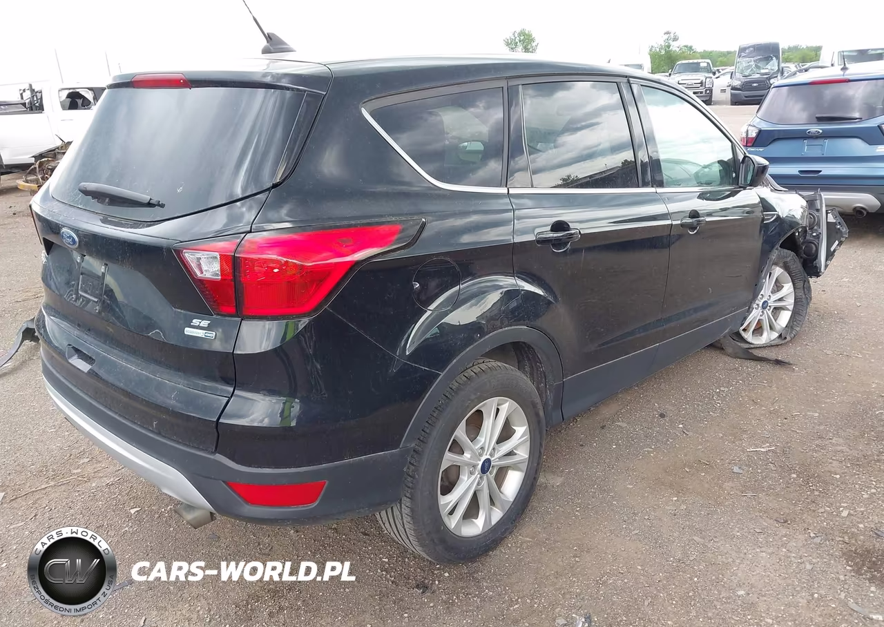 2019 Ford Escape Se VIN:1FMCU9GD4KUB55284 - 4