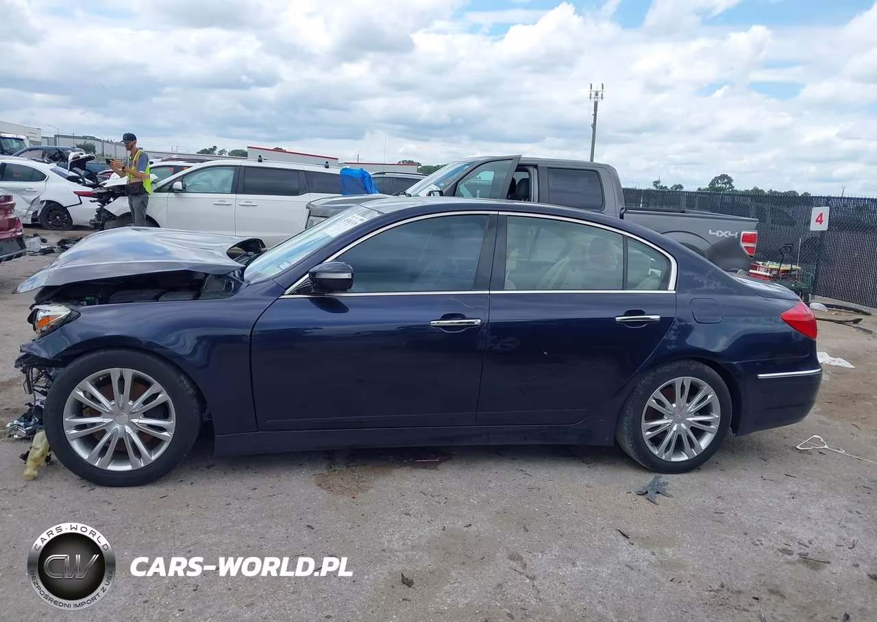 2013 Hyundai Genesis 3.8 VIN:KMHGC4DD0DU222123 - 14