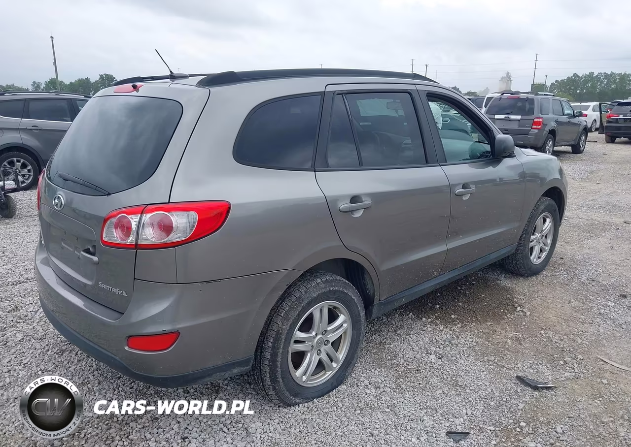 2011 Hyundai Santa Fe Gls VIN:5XYZG3AB4BG058355 - 4