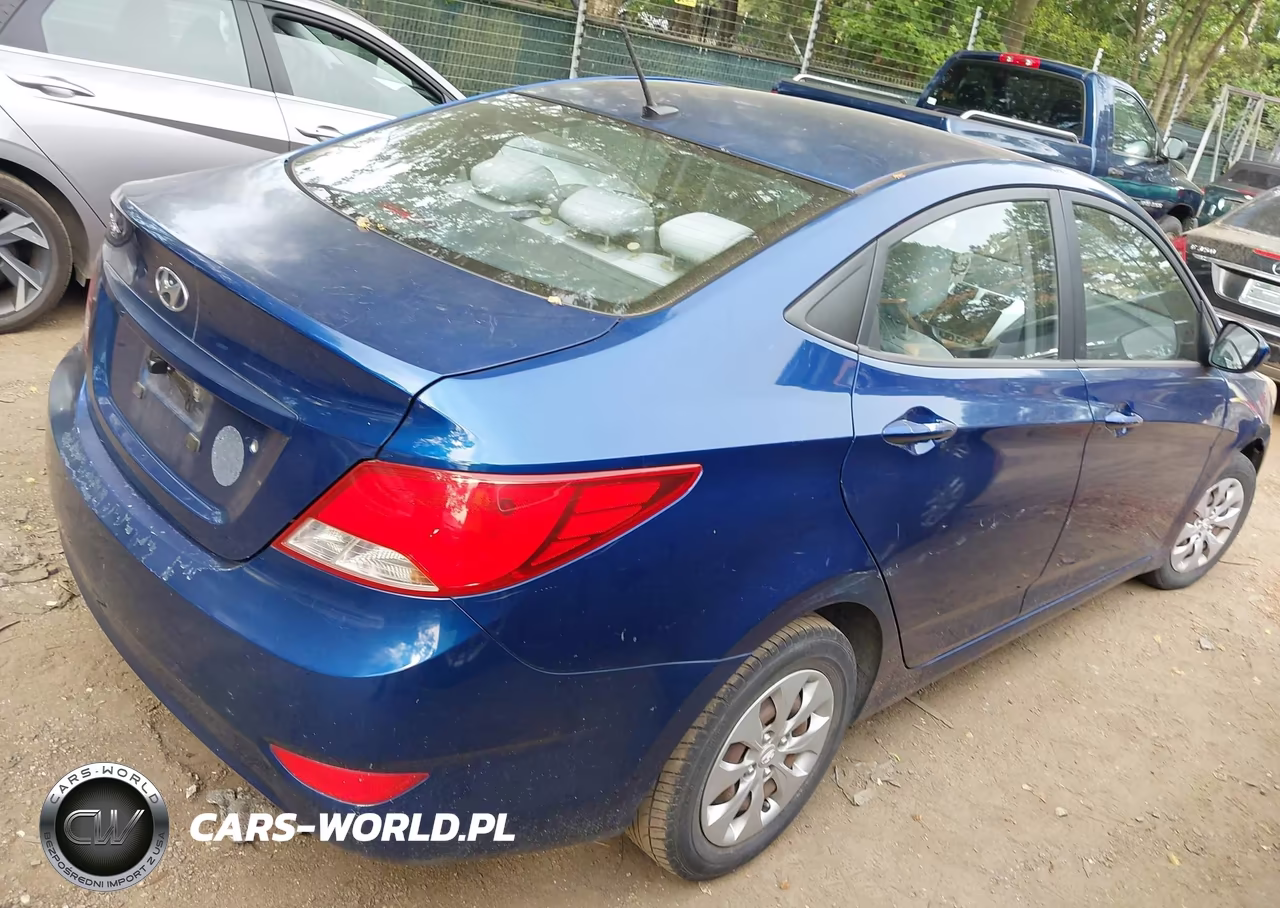 2015 Hyundai Accent Gls VIN:KMHCT4AE9FU796489 - 4