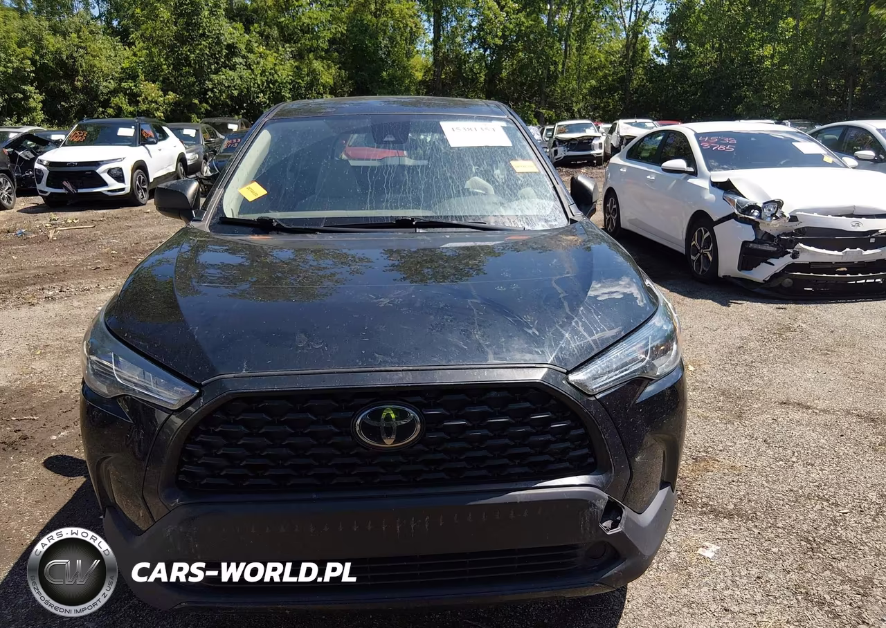 2022 Toyota Corolla Cross L VIN:7MUAAABG6NV004663 - 12