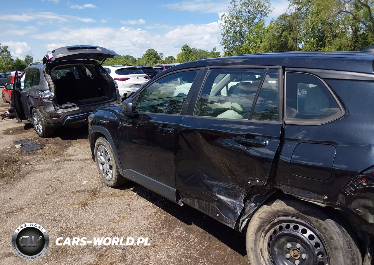 2022 Toyota Corolla Cross L VIN:7MUAAABG6NV004663 - 14