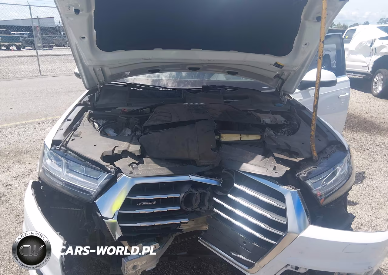 2018 Audi Q7 3.0T Premium VIN:WA1VAAF72JD020249 - 10
