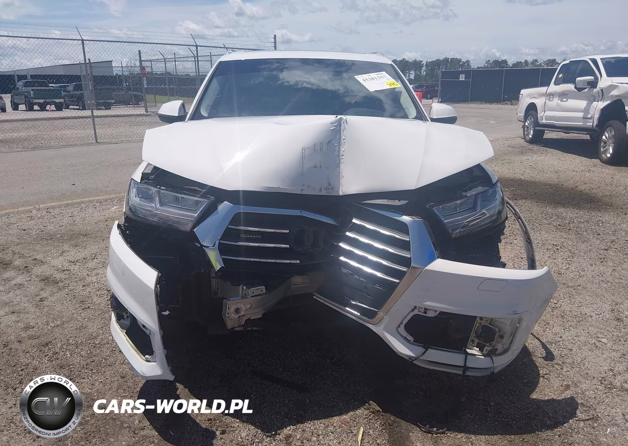 2018 Audi Q7 3.0T Premium VIN:WA1VAAF72JD020249 - 12