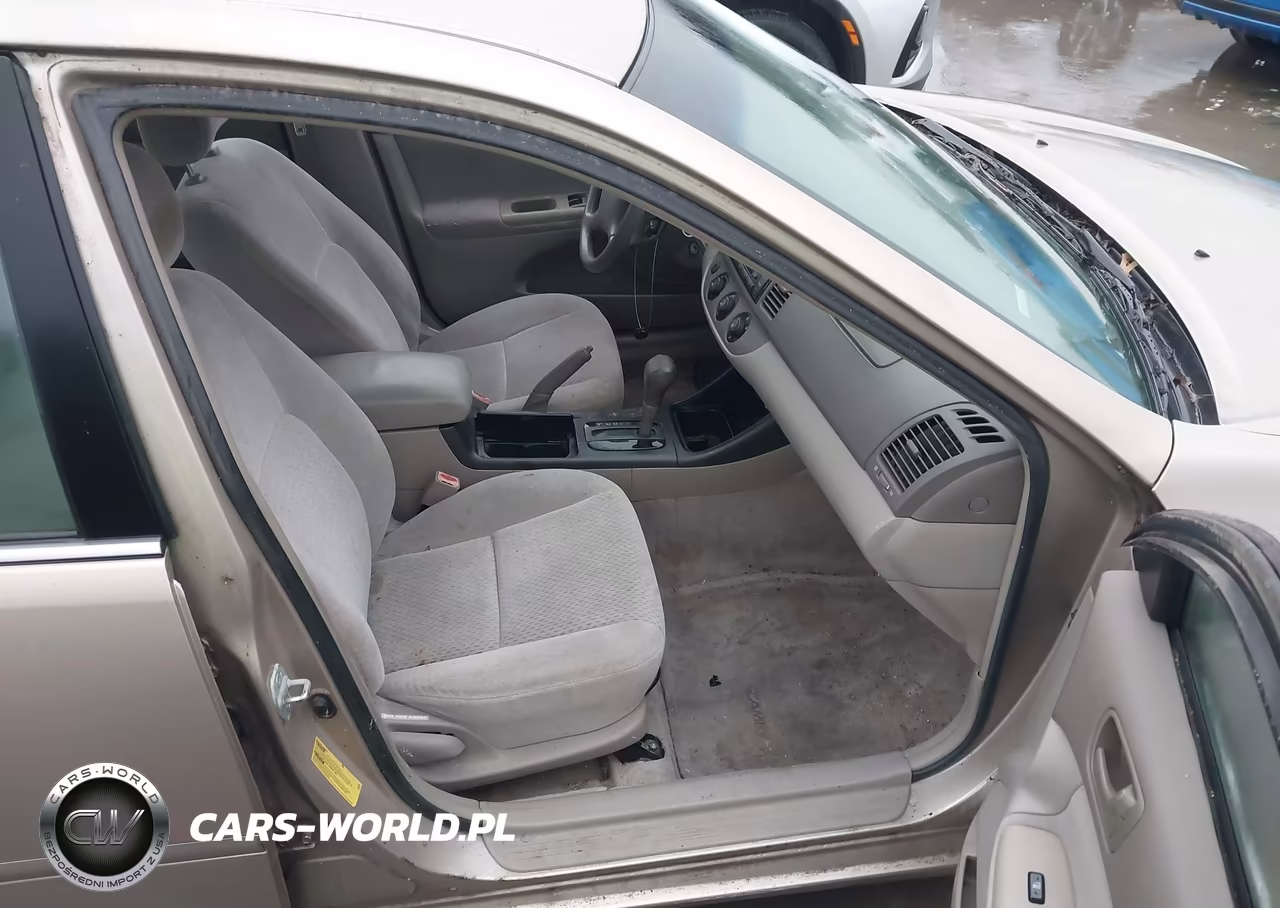 2003 Toyota Camry Le VIN:4T1BE30K23U149435 - 5