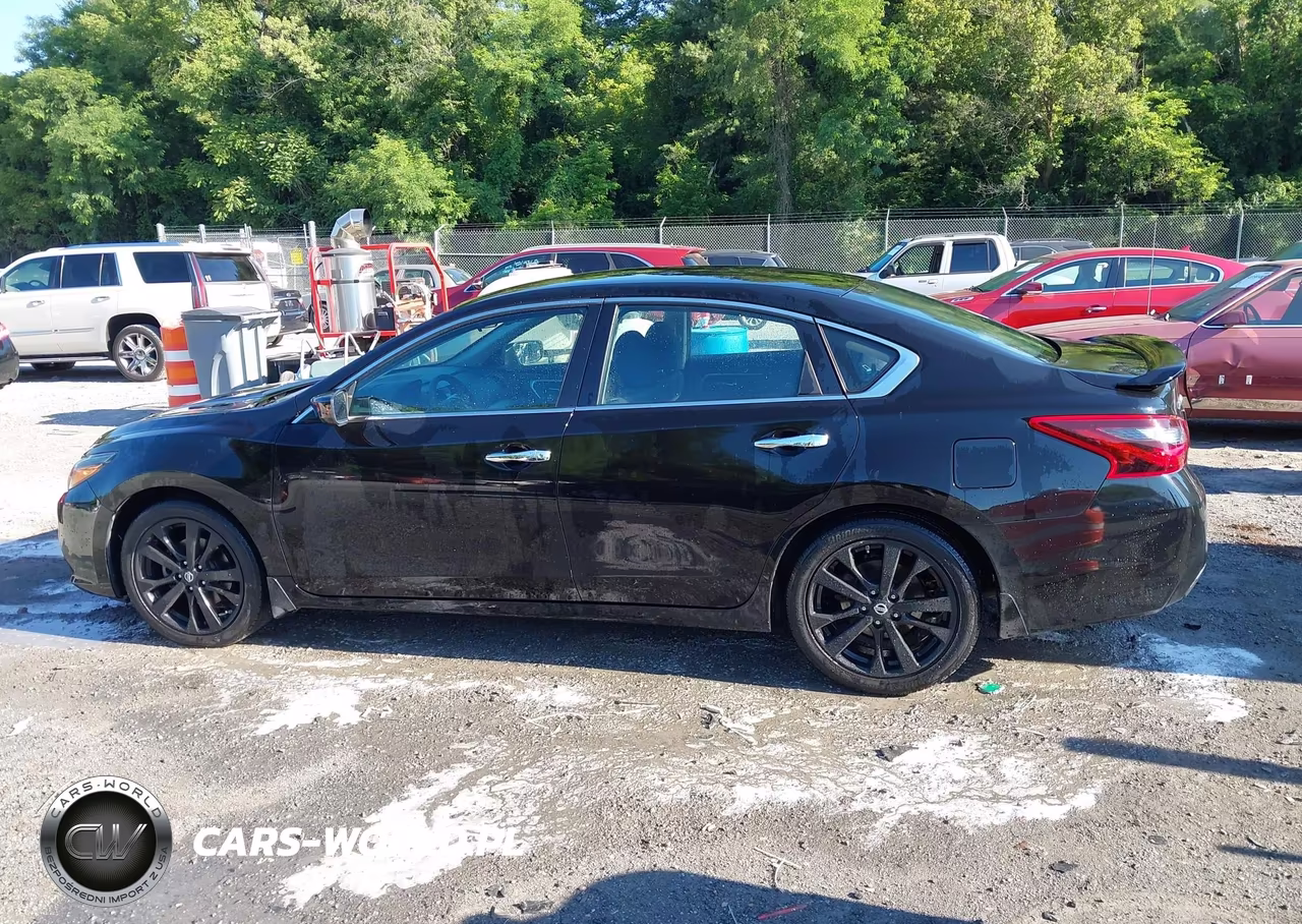 2017 Nissan Altima 2.5 Sr VIN:1N4AL3AP8HN360419 - 14