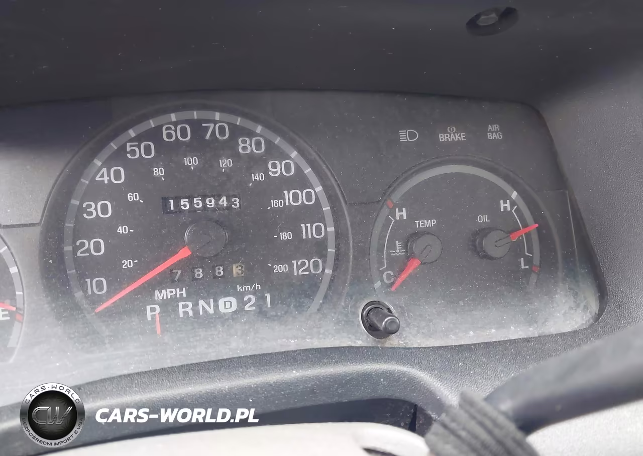 2001 Ford Crown Victoria VIN:2FAFP73W31X121323 - 15