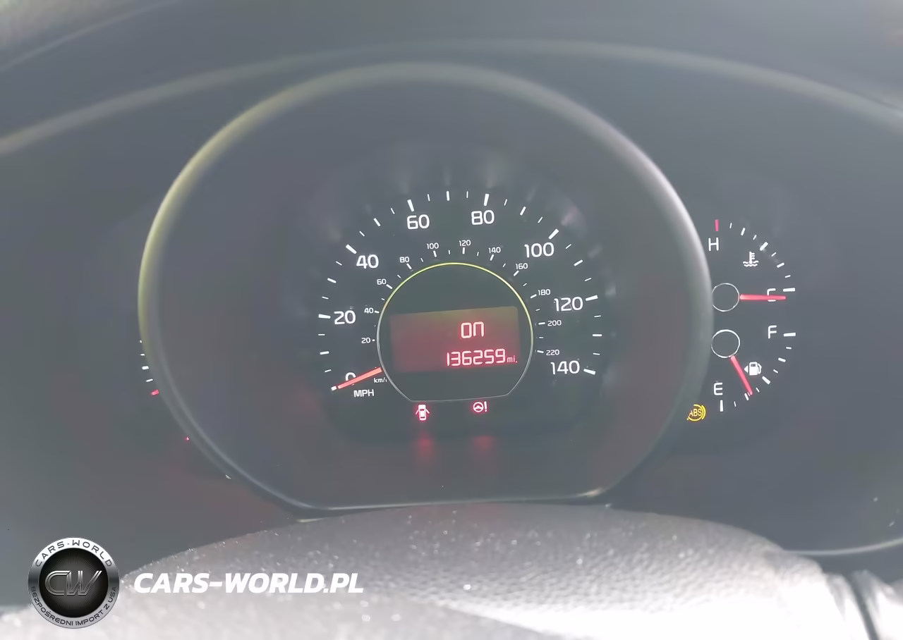 2014 Kia Soul VIN:KNDJN2A22E7063388 - 7