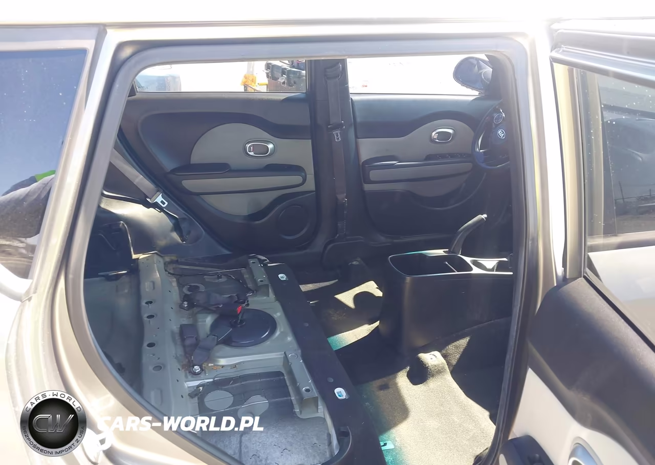 2014 Kia Soul VIN:KNDJN2A22E7063388 - 8