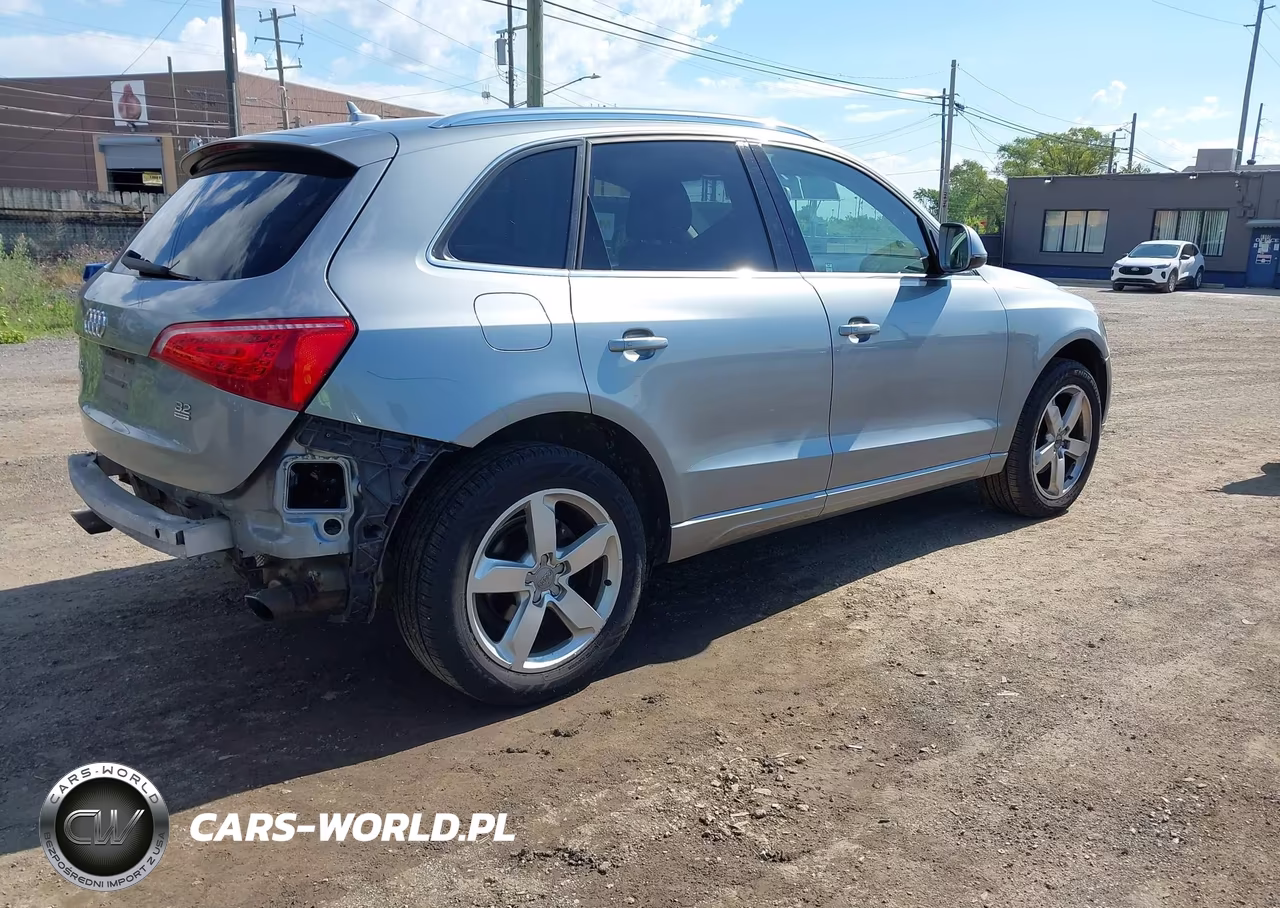 2010 Audi Q5 3.2 Premium VIN:WA1LKAFP1AA085356 - 4