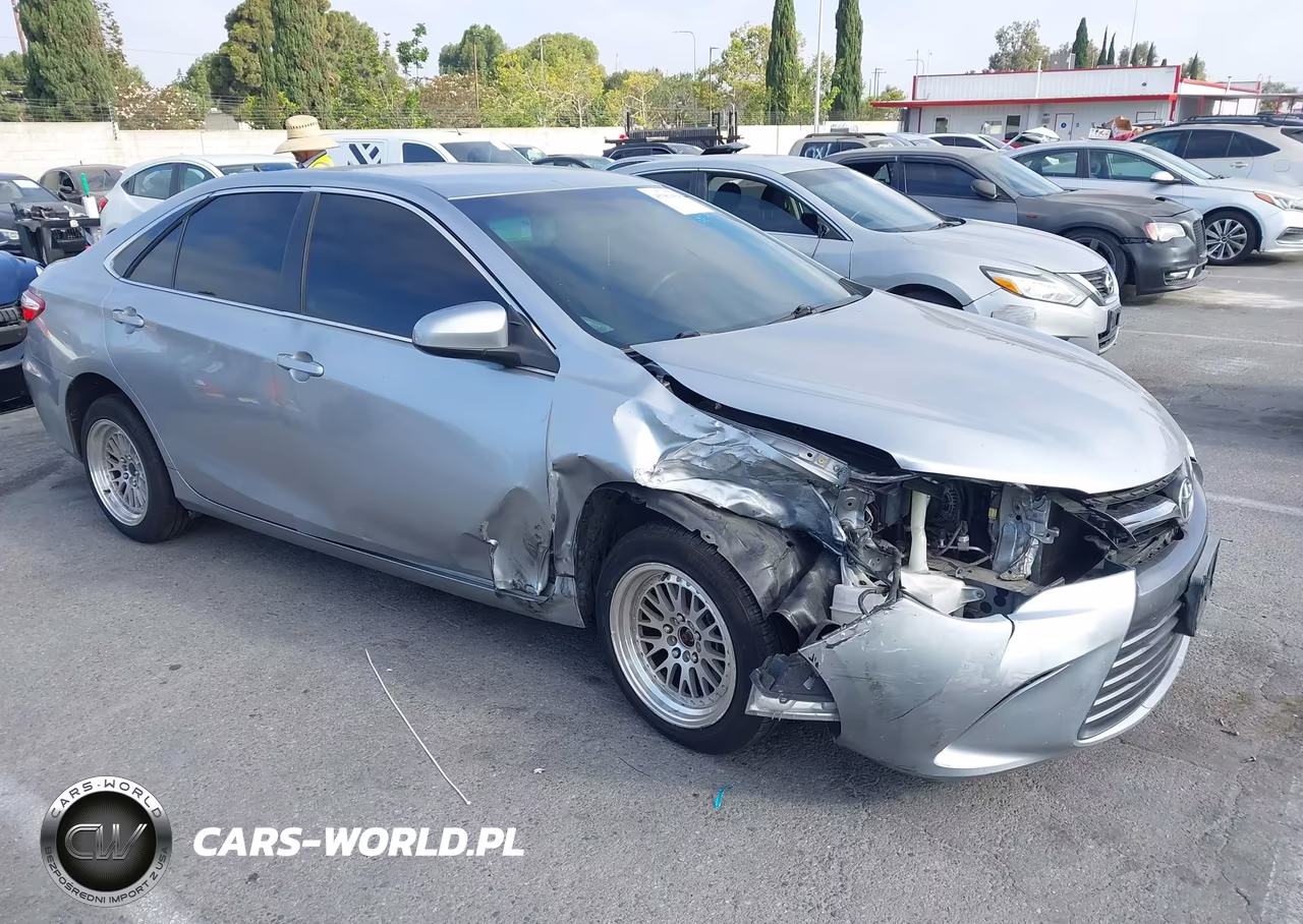 2015 Toyota Camry Le