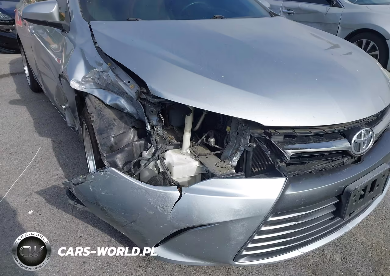 2015 Toyota Camry Le VIN:4T1BF1FK2FU057741 - 12