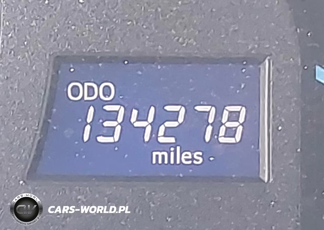 2015 Toyota Camry Le VIN:4T1BF1FK2FU057741 - 17