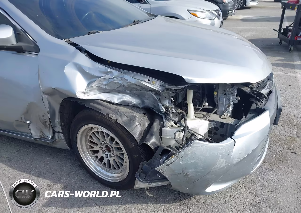 2015 Toyota Camry Le VIN:4T1BF1FK2FU057741 - 6