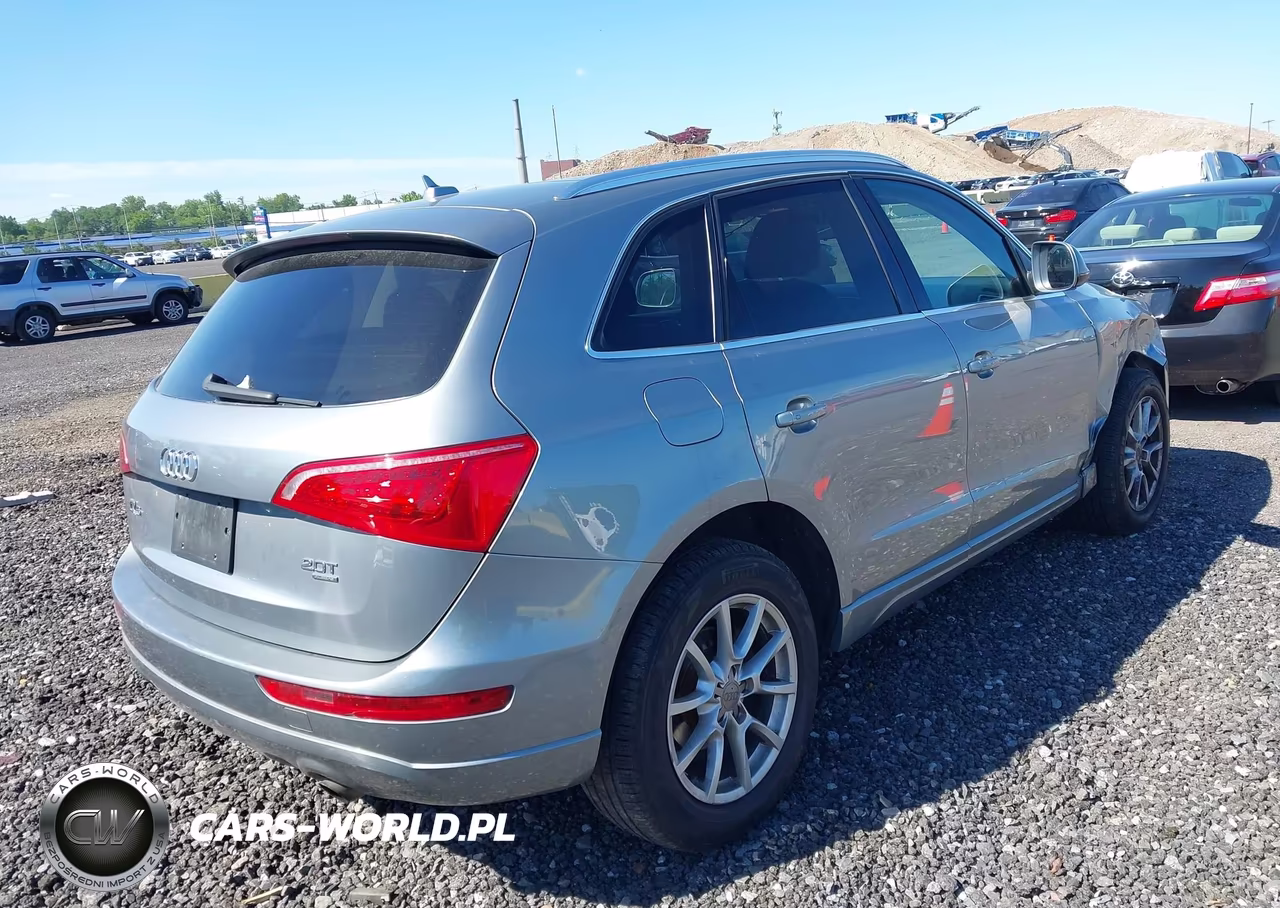 2011 Audi Q5 2.0T Premium VIN:WA1CFAFP7BA012675 - 4