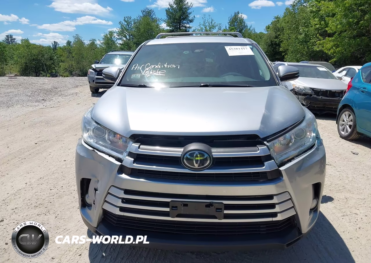 2017 Toyota Highlander Le Plus VIN:5TDBZRFH8HS391150 - 12