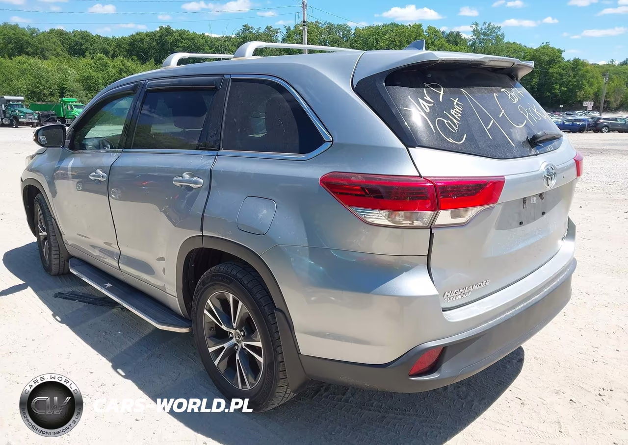 2017 Toyota Highlander Le Plus VIN:5TDBZRFH8HS391150 - 3