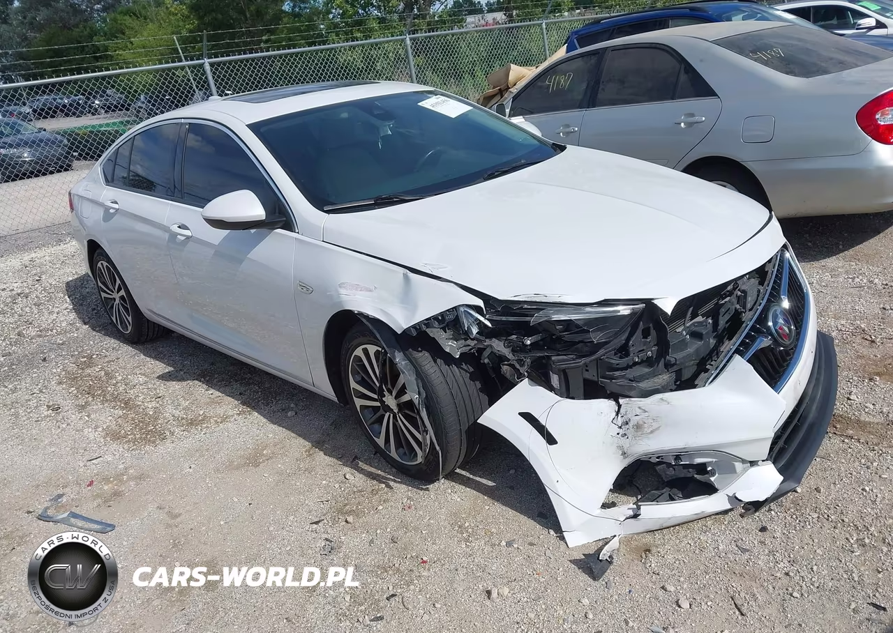 2018 Buick Regal Sportback Essence – zdjęcie 1 z 16
