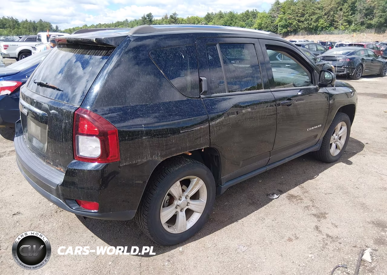 2014 Jeep Compass Sport VIN:1C4NJDBB5ED927083 - 4