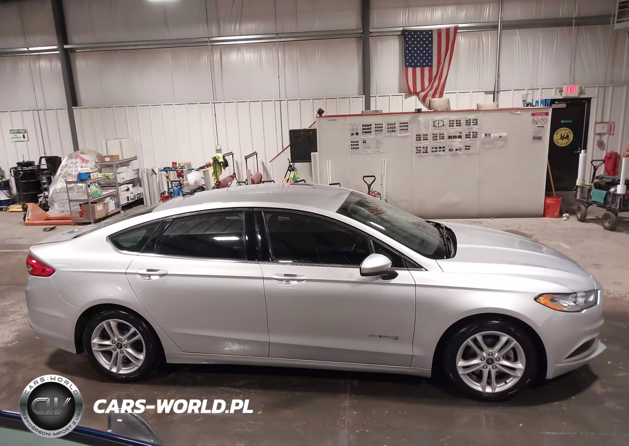 2018 Ford Fusion Hybrid Se VIN:3FA6P0LU2JR258080 - 15