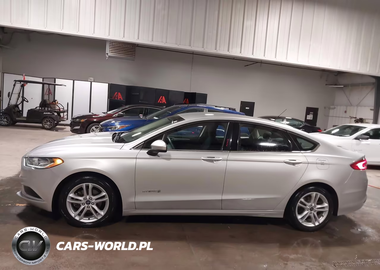 2018 Ford Fusion Hybrid Se VIN:3FA6P0LU2JR258080 - 16