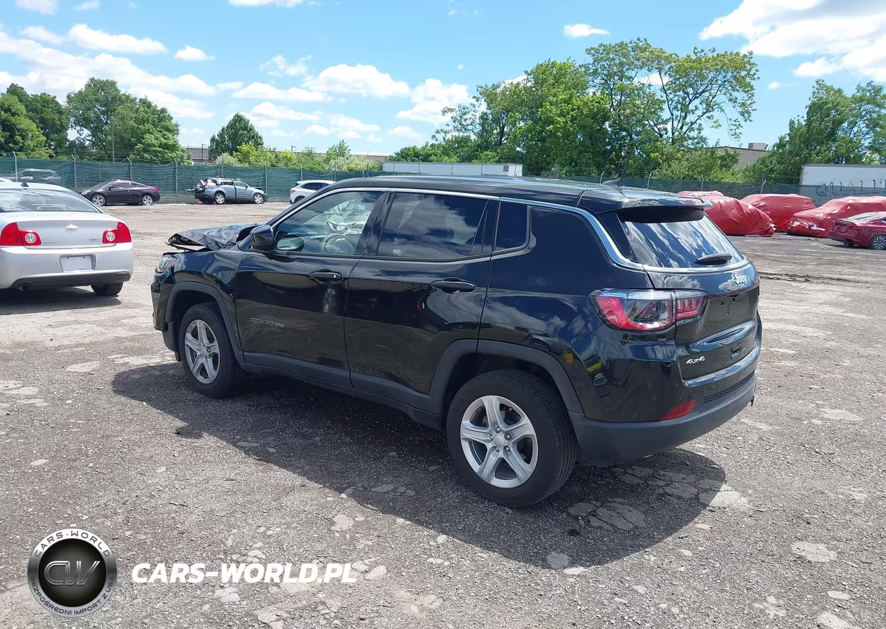 2023 Jeep Compass Sport 4X4 VIN:3C4NJDAN2PT520637 - 3