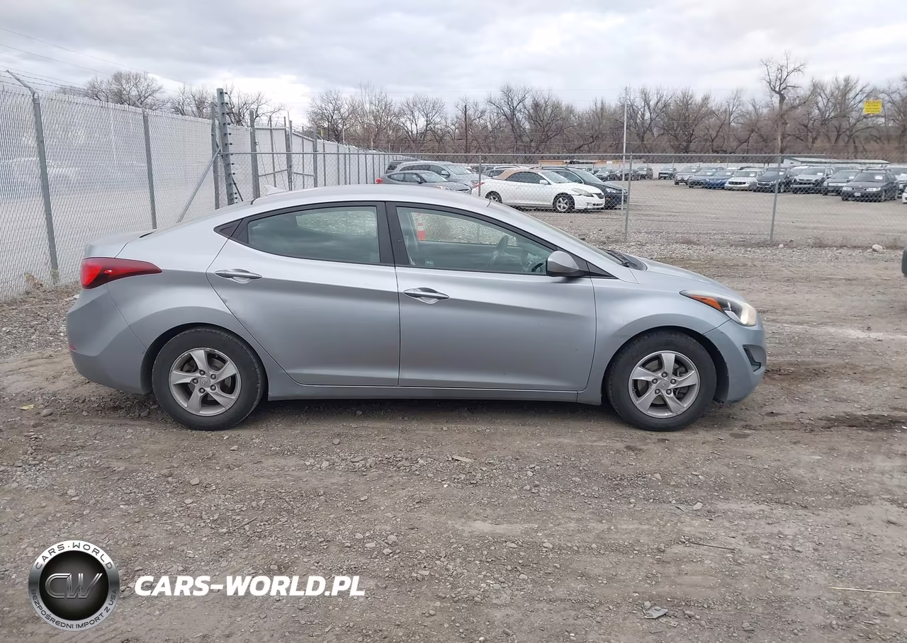 2015 Hyundai Elantra Se VIN:5NPDH4AE4FH577993 - 13