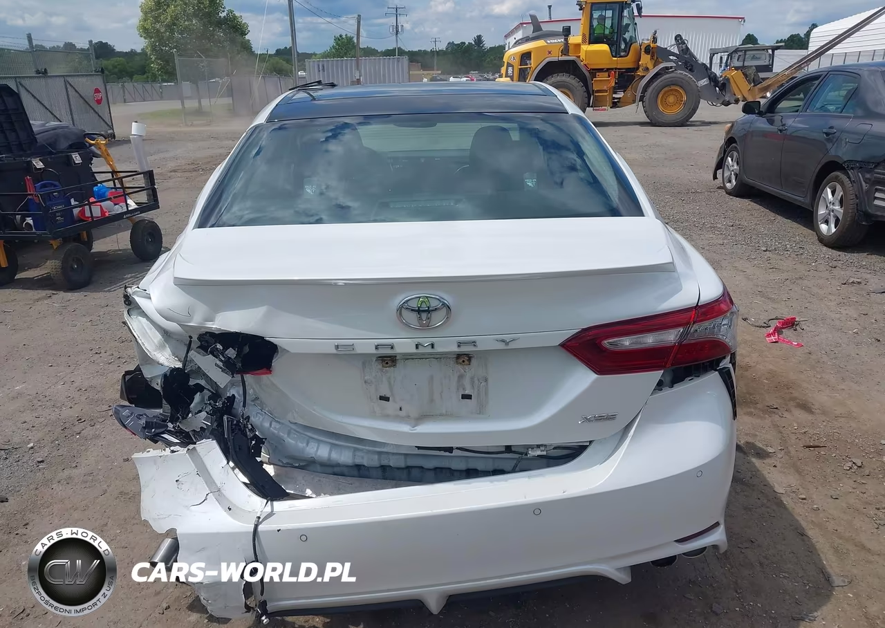 2018 Toyota Camry Xse VIN:4T1B61HK9JU086109 - 6