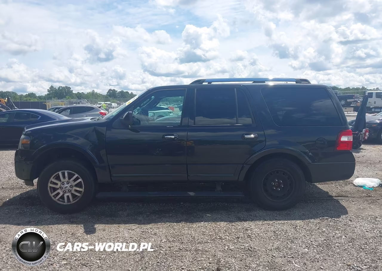 2013 Ford Expedition Limited VIN:1FMJU2A51DEF34658 - 14