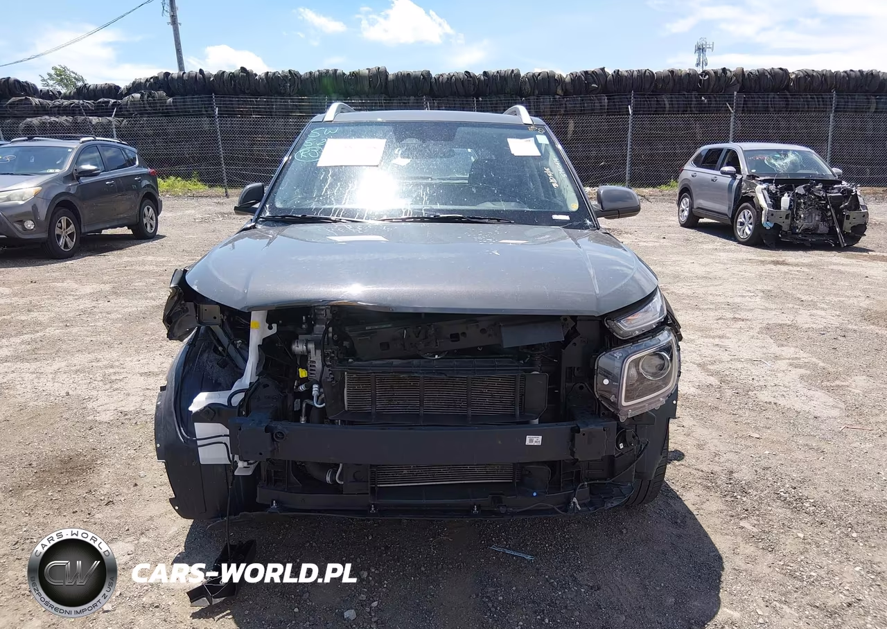2025 Hyundai Venue Sel VIN:KMHRC8A38SU392674 - 12