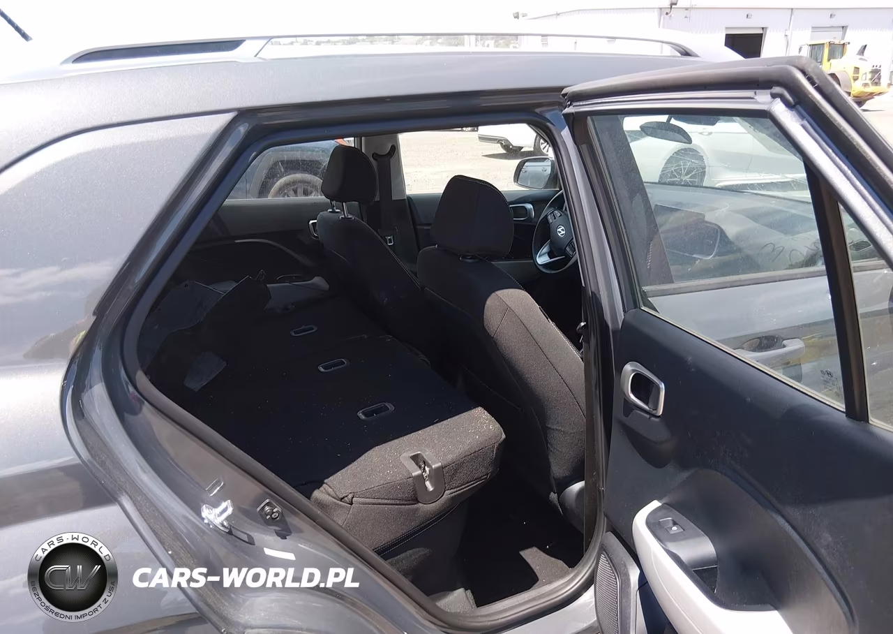 2025 Hyundai Venue Sel VIN:KMHRC8A38SU392674 - 8