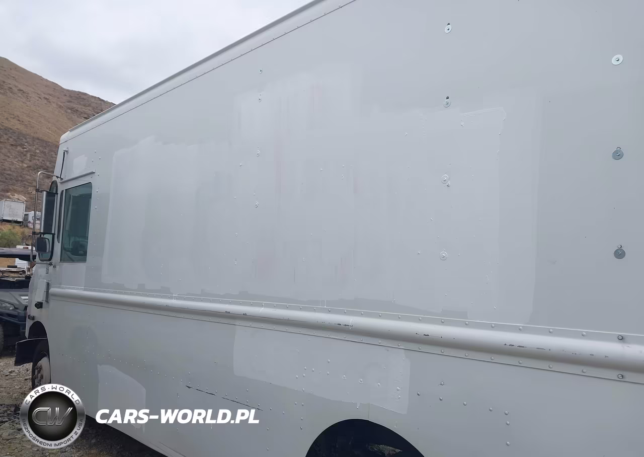 2013 Freightliner Chassis M Line Walk-In Van VIN:4UZAAPDU1DCBS0576 - 18