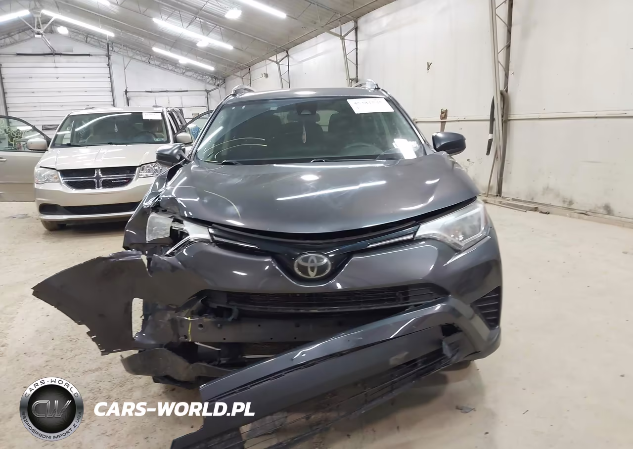 2017 Toyota Rav4 Le VIN:JTMBFREV3HJ166745 - 13