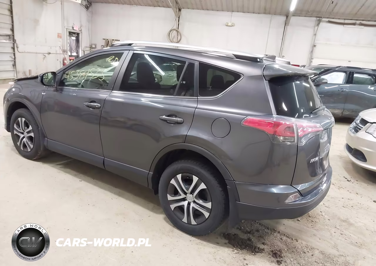 2017 Toyota Rav4 Le VIN:JTMBFREV3HJ166745 - 3