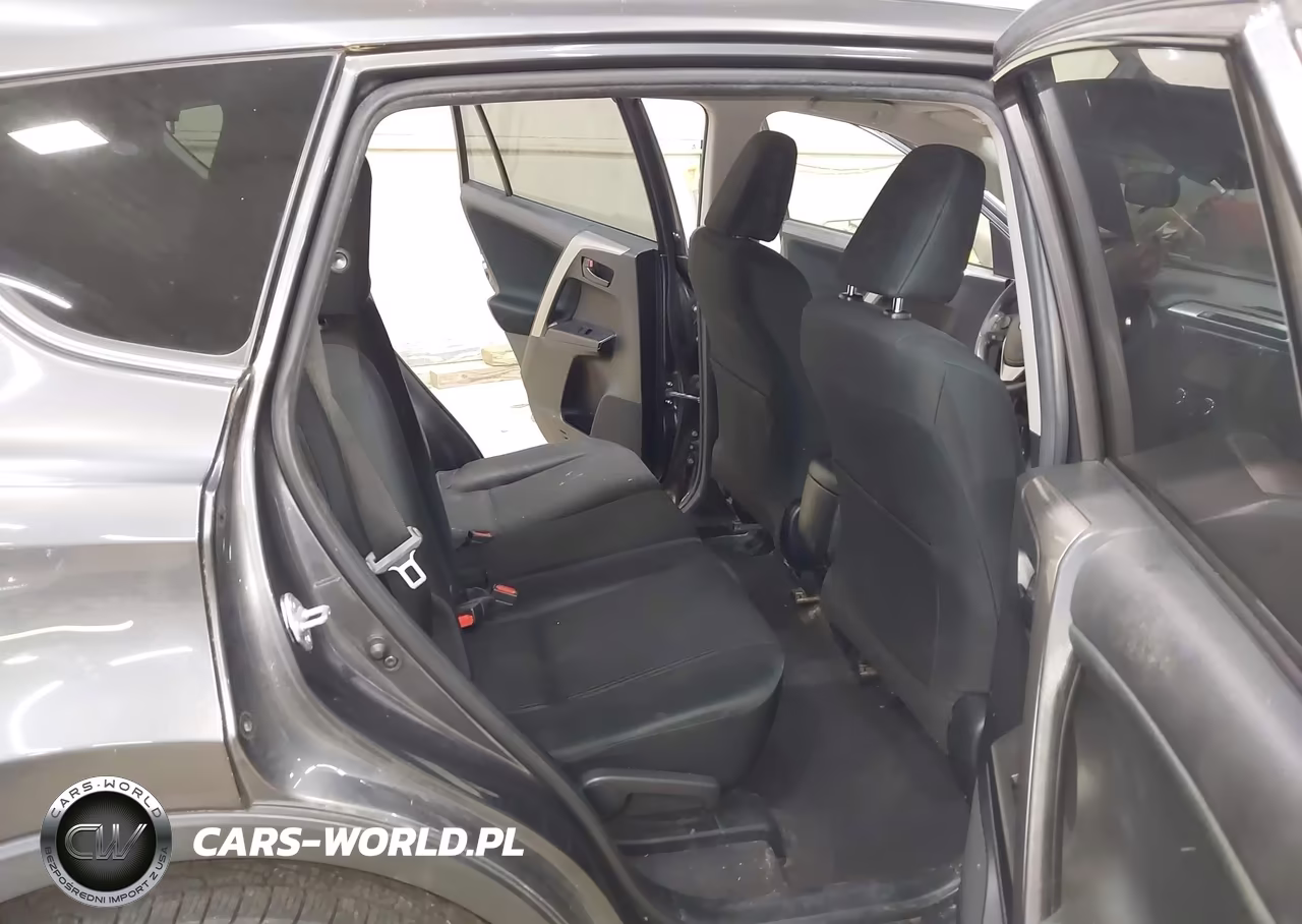 2017 Toyota Rav4 Le VIN:JTMBFREV3HJ166745 - 8