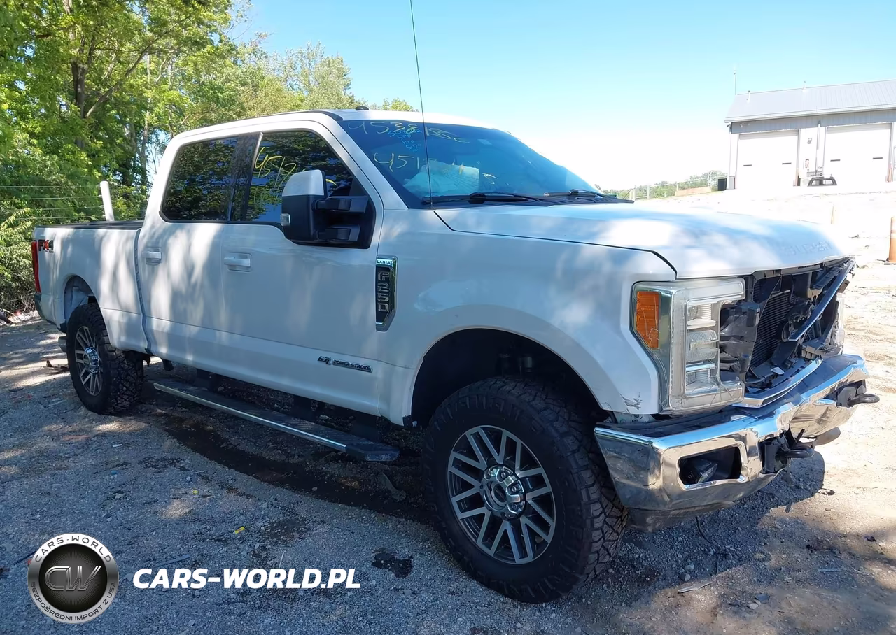 2017 Ford F-250 Lariat – zdjęcie 1 z 16
