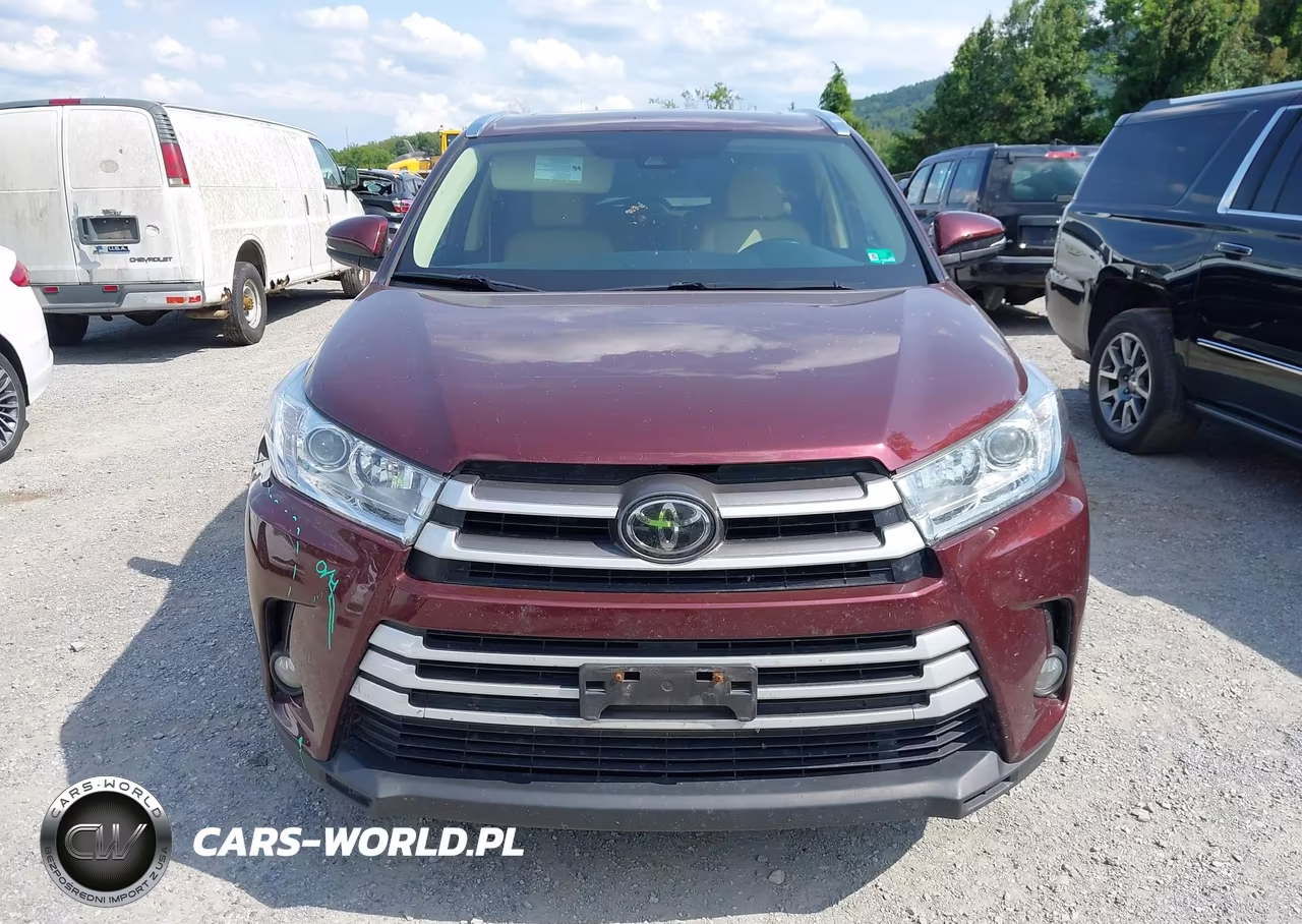 2018 Toyota Highlander Xle VIN:5TDJZRFH4JS882610 - 12