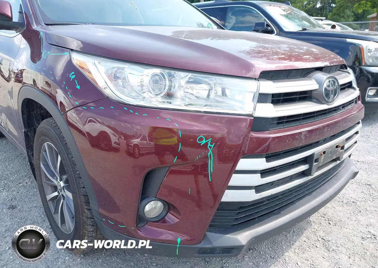 2018 Toyota Highlander Xle VIN:5TDJZRFH4JS882610 - 19