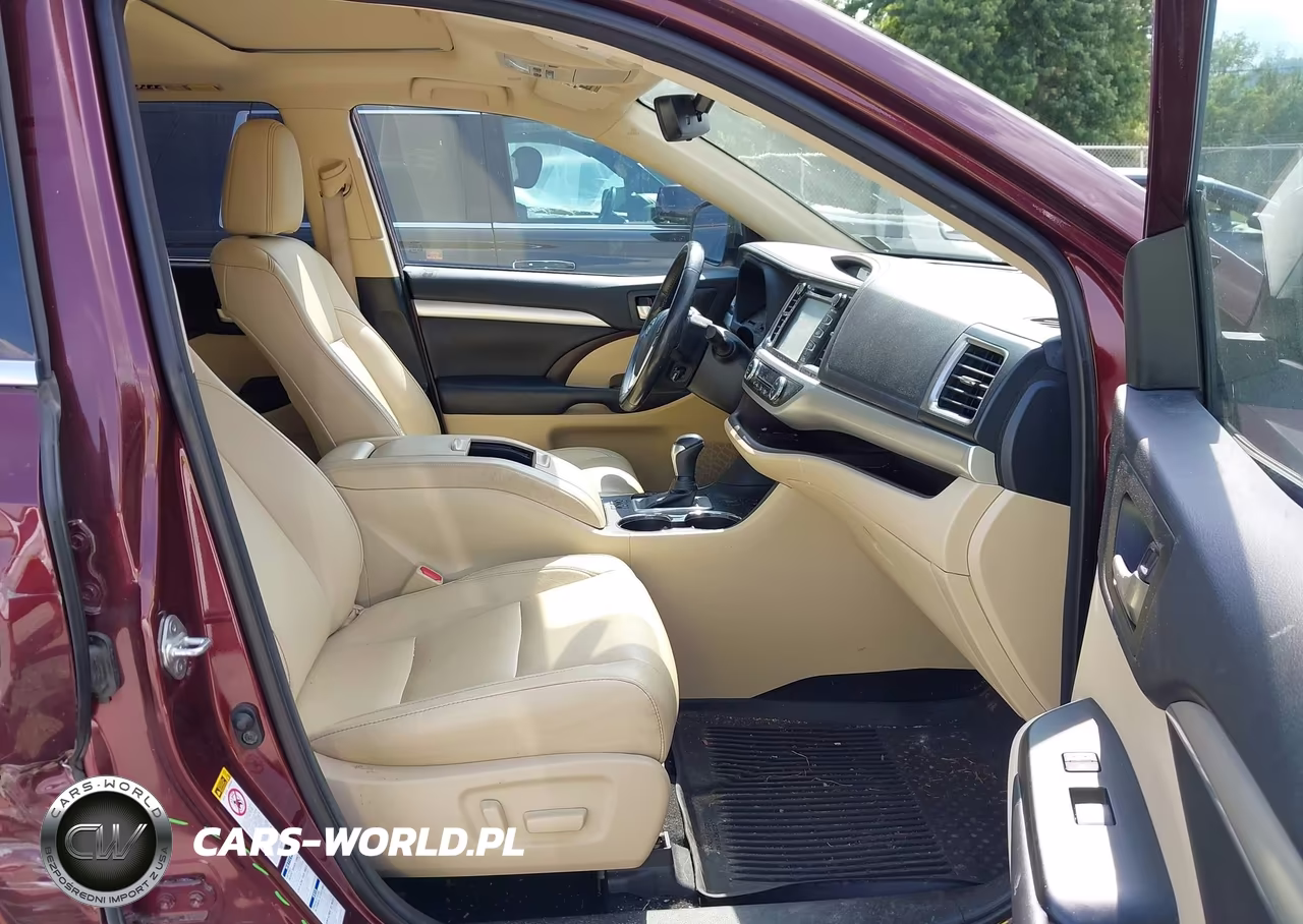 2018 Toyota Highlander Xle VIN:5TDJZRFH4JS882610 - 5