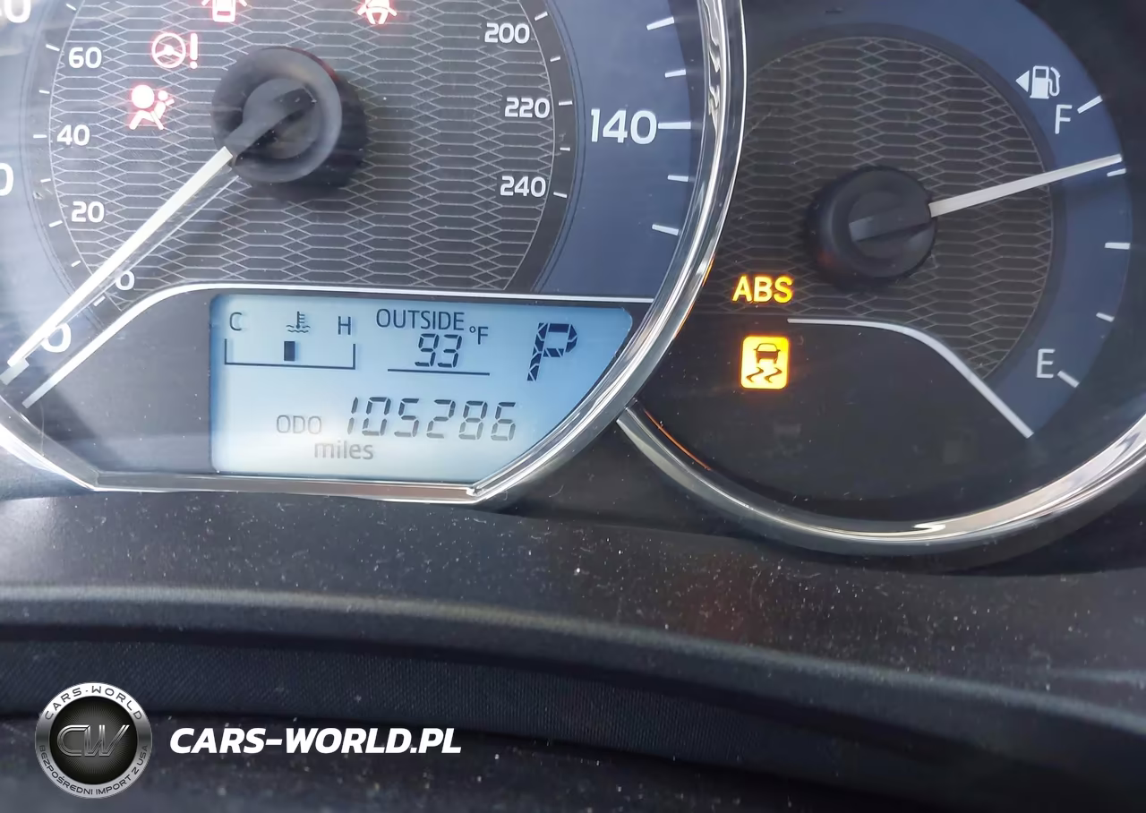 2016 Toyota Corolla Le Plus VIN:5YFBURHE7GP456577 - 15