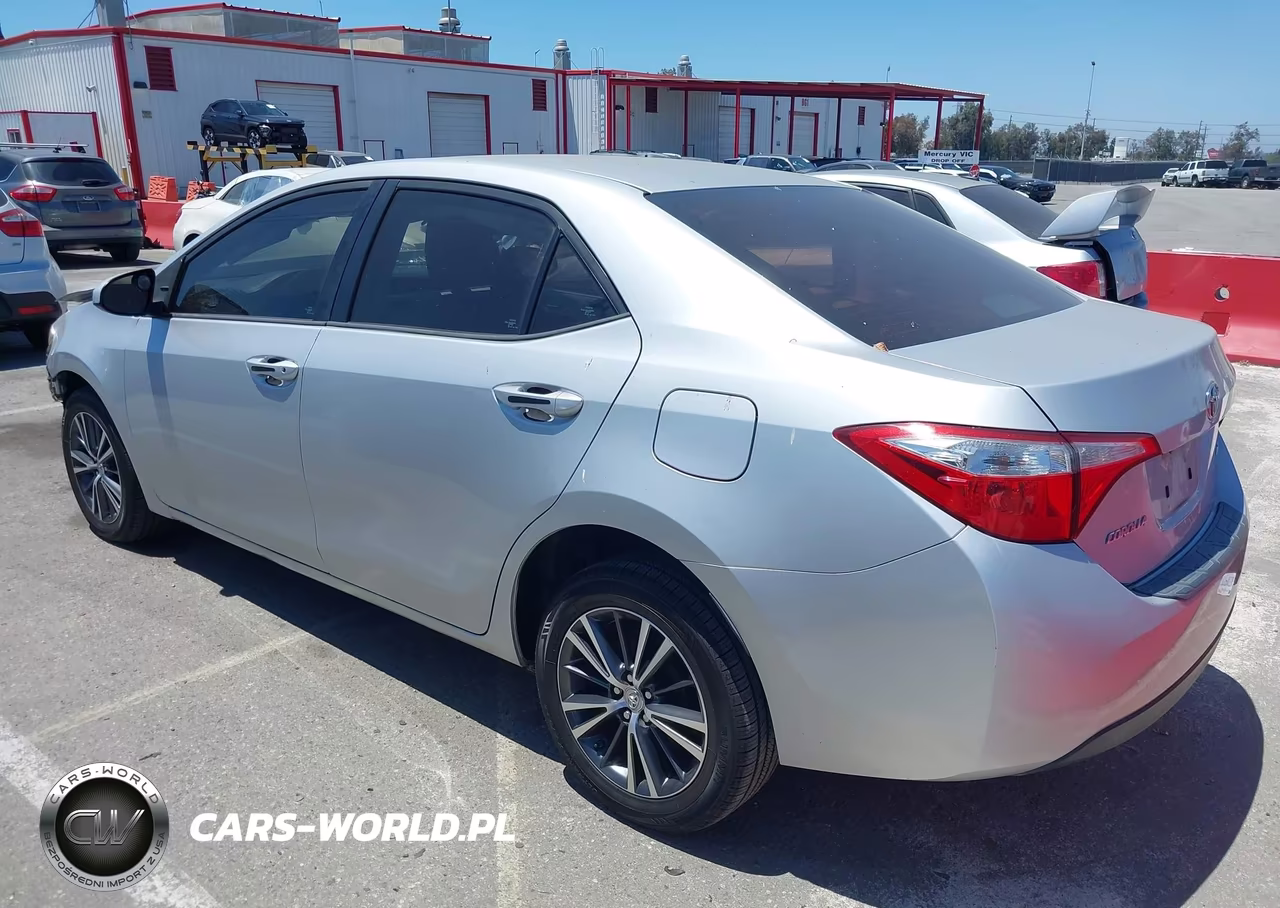 2016 Toyota Corolla Le Plus VIN:5YFBURHE7GP456577 - 3