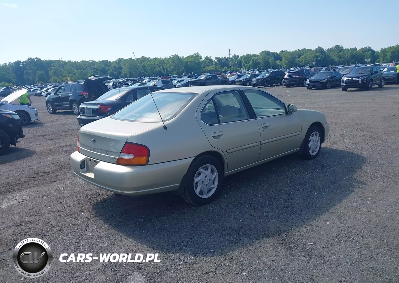 1999 Nissan Altima Gle-Gxe-Se-Se-L-Xe VIN:1N4DL01D5XC248804 - 4