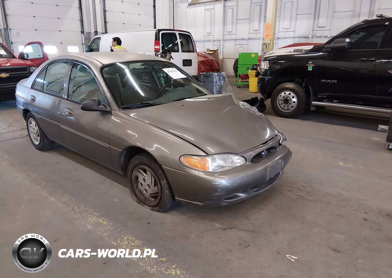 2001 Ford Escort – zdjęcie 1 z 16