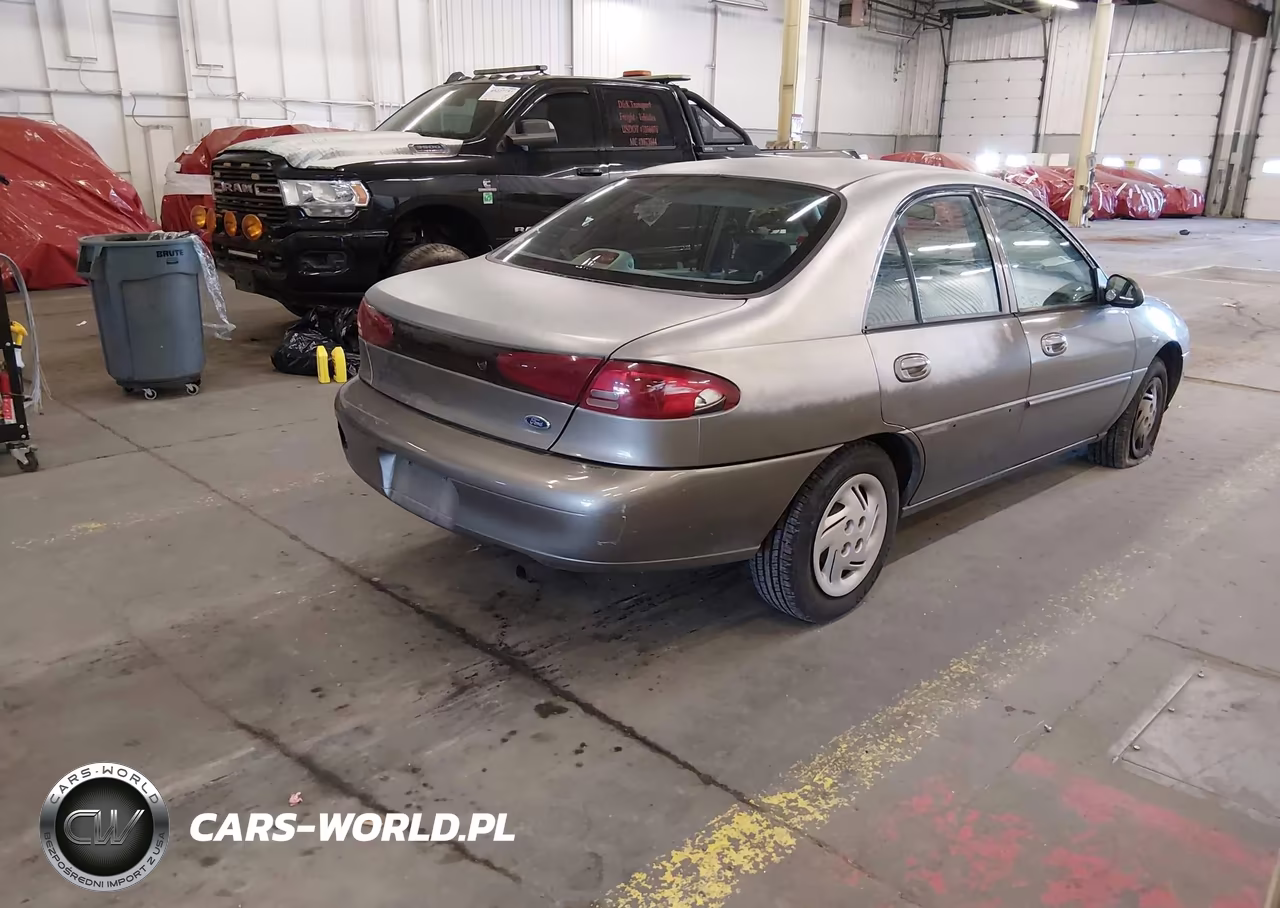 2001 Ford Escort VIN:3FAFP13P31R197225 - 4