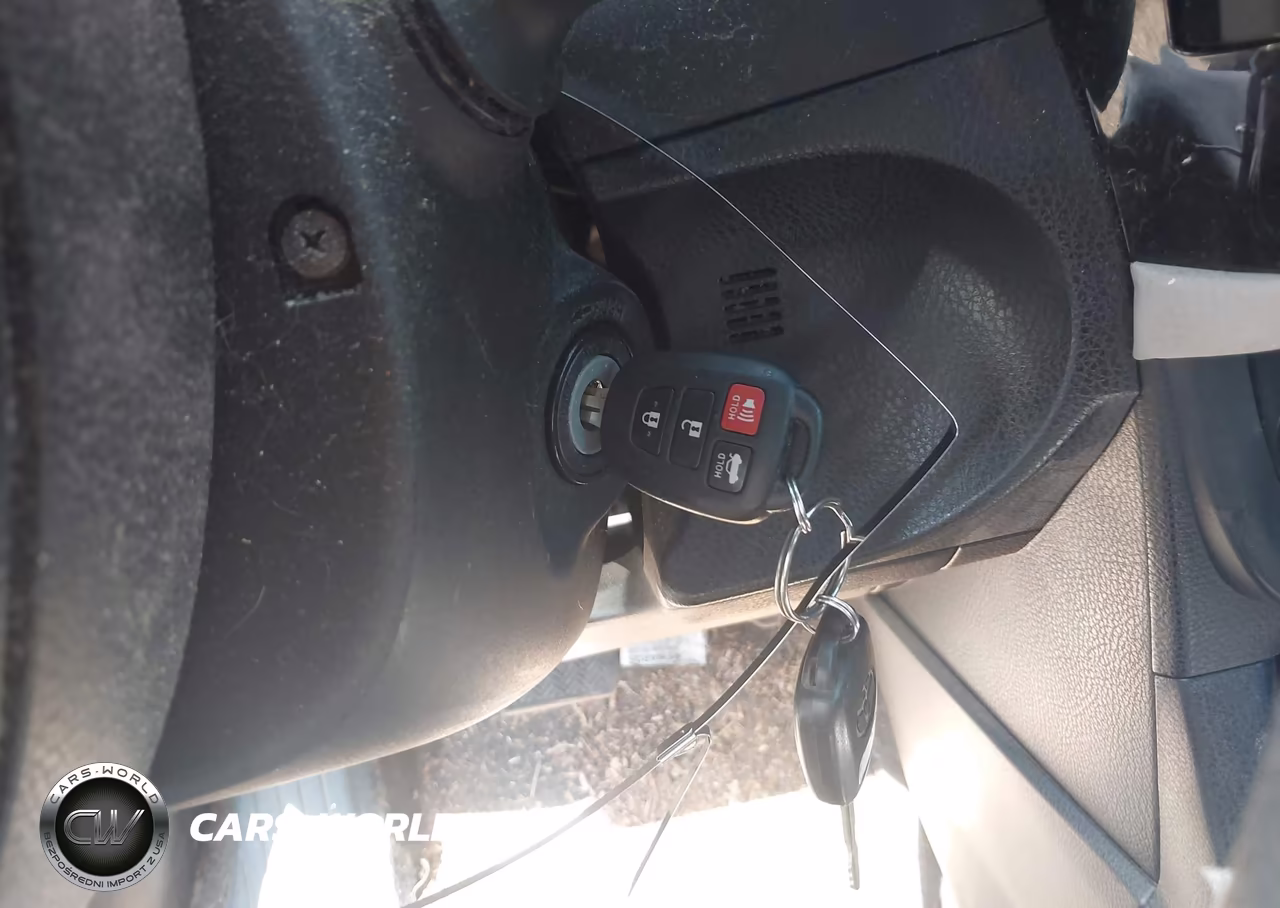2014 Toyota Corolla Le VIN:2T1BURHE8EC024514 - 11