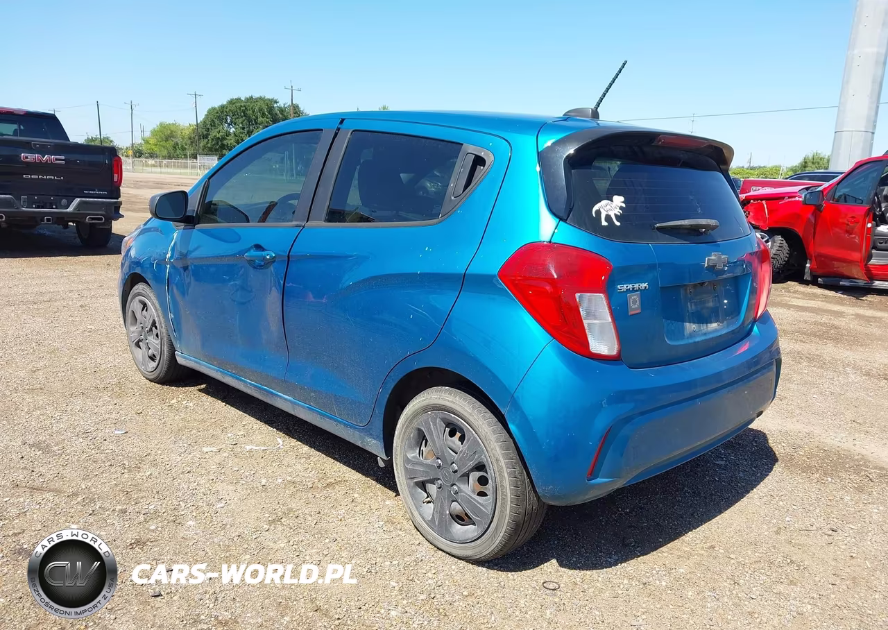 2019 Chevrolet Spark Ls Cvt VIN:KL8CB6SA8KC785541 - 3