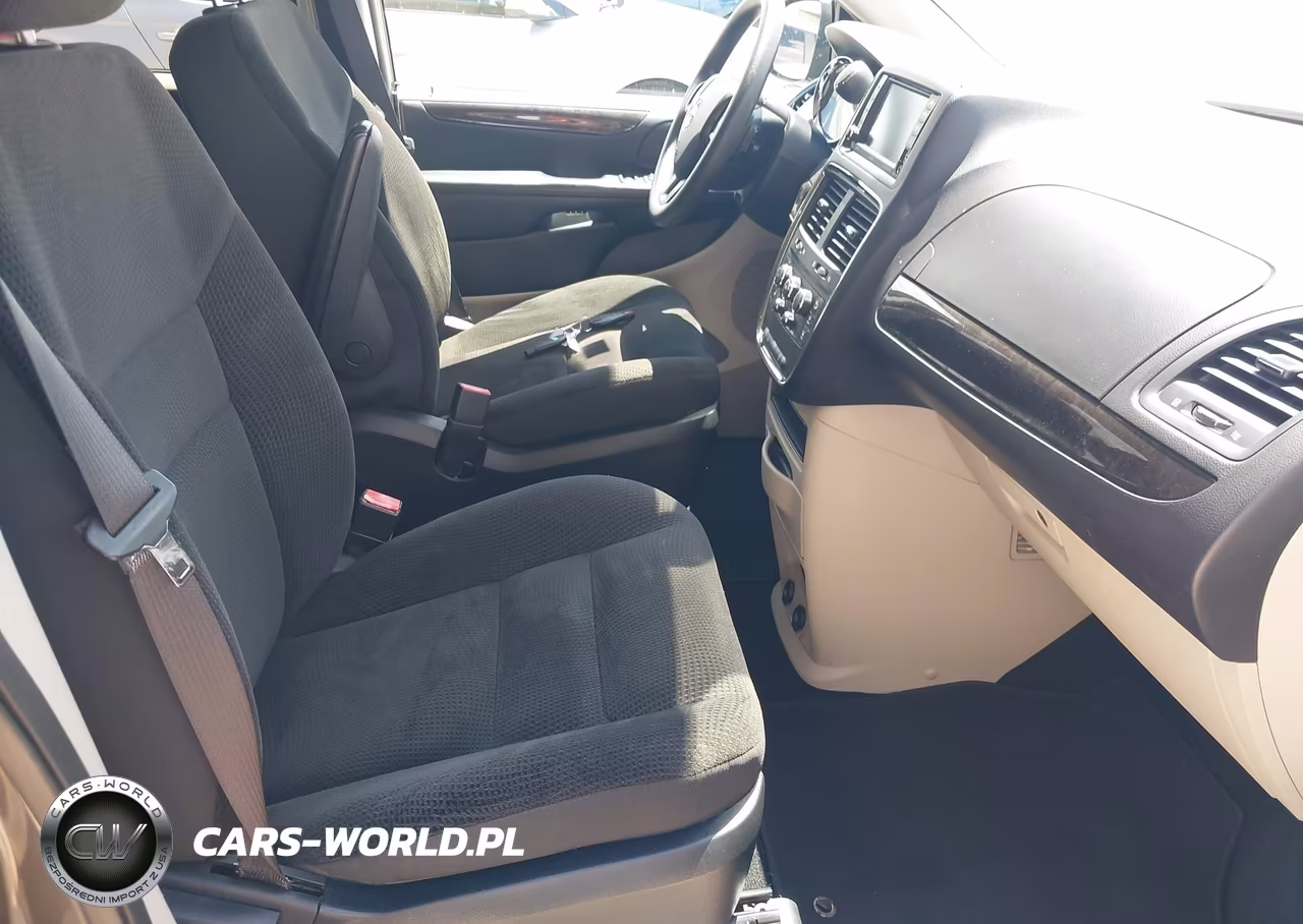 2018 Dodge Grand Caravan Se VIN:2C4RDGBG2JR296659 - 5