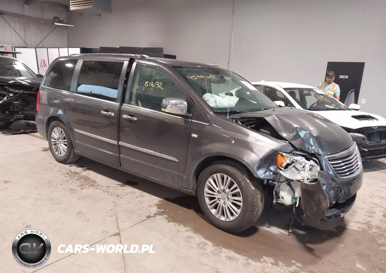 2014 Chrysler Town & Country Touring-L 30Th Anniversary – zdjęcie 1 z 16