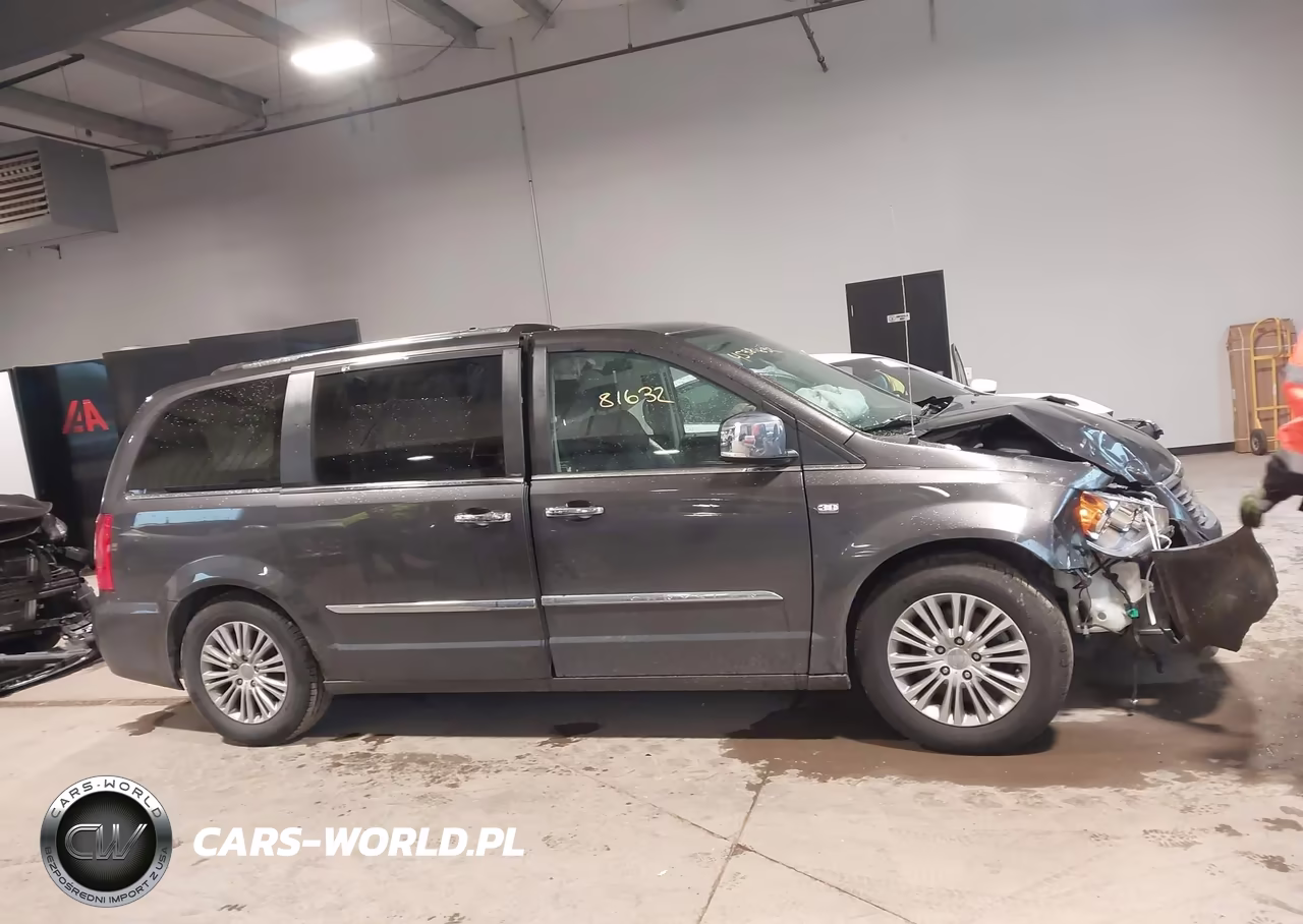 2014 Chrysler Town & Country Touring-L 30Th Anniversary VIN:2C4RC1CG1ER297287 - 13
